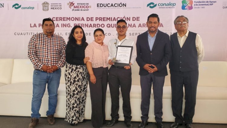 Medalla por fomento cultural a poblano