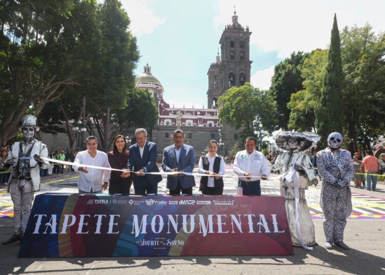 Con municipios, Gobierno Estatal fortalece identidad y tradiciones Poblanas