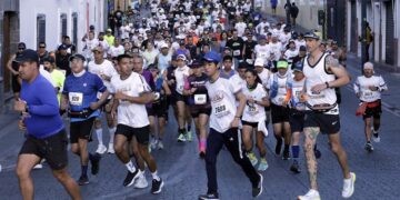 Patricio Castillo y Carmen Trinidad son los mejores poblanos del Maratón 2024