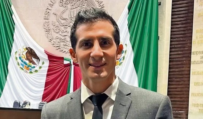 Rommel Pacheco refrenda compromiso con el deporte en México