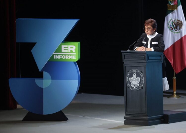 Rectora de la BUAP rinde tercer informe de labores