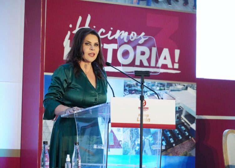 Norma Layón presenta su tercer y ultimo informe de Gobierno, Culminando seis años de transformación y progreso