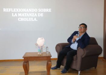 Presenta cultura y turismo conferencia «Reflexionando la Matanza de Cholula»