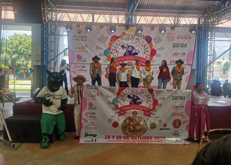 Alumnos del Conalep Puebla participan en la Feria de la Cecina 2024