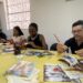 ONG enseñan artesanías a migrantes en México para subsistir y superar trauma del crimen