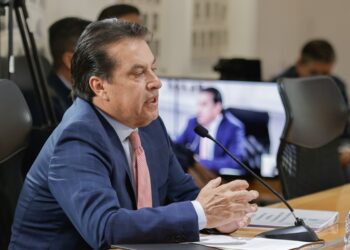 Félix Cerezo comparece ante el Congreso