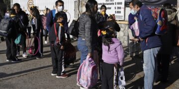 SEP anuncia horario de invierno en escuelas de educación básica