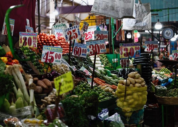 Inflación en México repunta 4,69 % en primera quincena de octubre