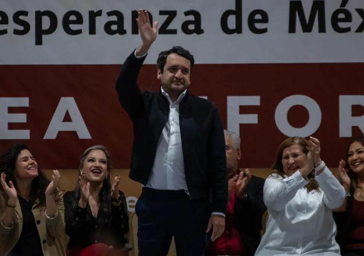 López Beltrán aparece por primera vez como secretario de Morena