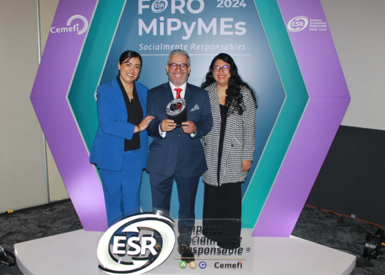 El Heraldo de Puebla recibe por tercer año el distintivo: Empresa Socialmente Responsable
