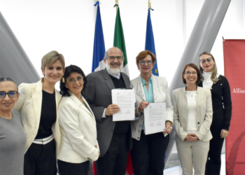 BUAP y Alianza Francesa firman convenio de colaboración
