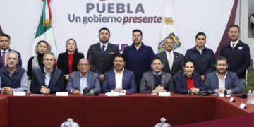 Javier Aquino se reúne con José Chedraui