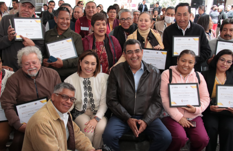 Sedif reconoce trayectoria a 130 colaboradoras y colaboradores