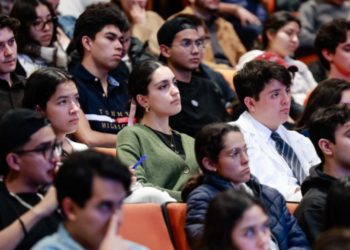 Estudiantes Anáhuac reflexionan en el XI Congreso Internacional “Personalízate”