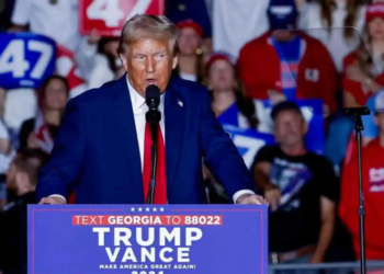 “Amo a los hispanos, son muy trabajadores”: Trump busca redimirse con latinos