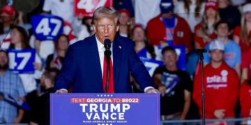 “Amo a los hispanos, son muy trabajadores”: Trump busca redimirse con latinos