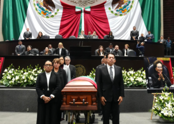 San Lázaro rinde homenaje a Ifigenia Martínez