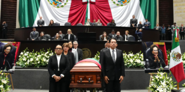 San Lázaro rinde homenaje a Ifigenia Martínez