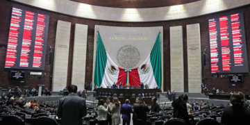 Cámara de Diputados aprueba Ley Silla, trabajadores no estarán de pie 8 horas seguidas