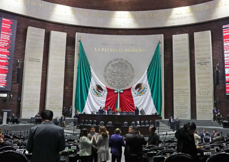 Cámara de Diputados aprueba Ley Silla, trabajadores no estarán de pie 8 horas seguidas