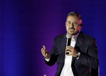 Adán Domínguez niega ‘especulaciones’ sobre finanzas del Ayuntamiento de Puebla