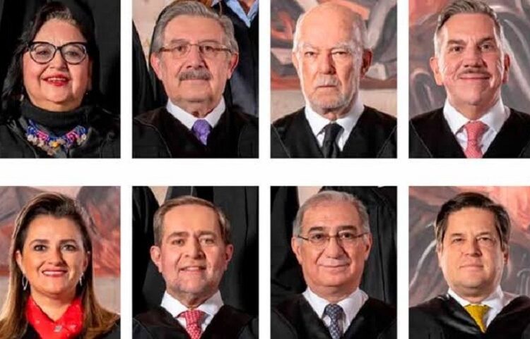 Senado recibe renuncia de 8 ministros de la SCJN