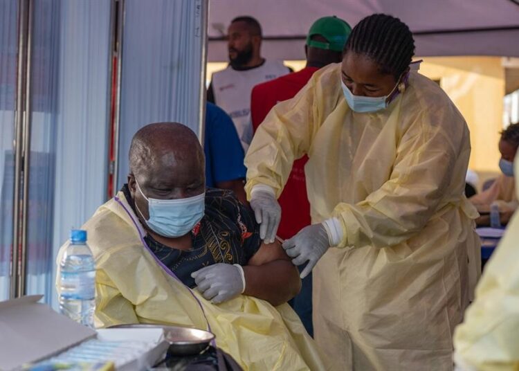 Inicia vacunación contra mpox en la República Democrática del Congo