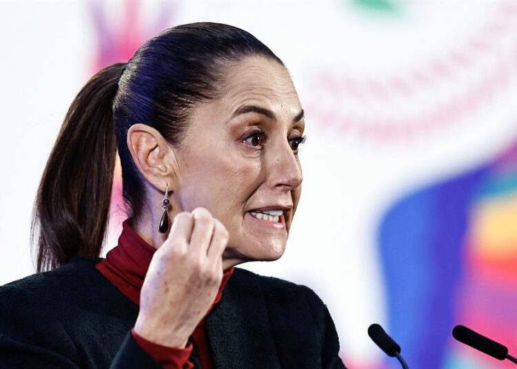 Sheinbaum critica al INE por presupuesto de elecciones judiciales
