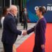 Sheinbaum propone en G20 destinar 1% del gasto militar a reforestación