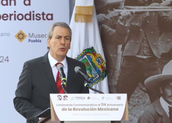 Pepe Chedraui, orador en ceremonia de aniversario del inicio de la Revolución mexicana