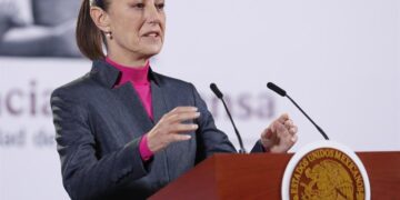 Sheinbaum y la directora de Fitch analizan la economía y finanzas de México
