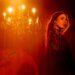Karina Sofía irrumpe en un regional pop rock de la mano del ‘mago’ Santaolalla
