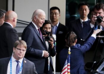 Biden autorizó ataques con armas de largo alcance dentro de Rusia, dice el Washington Post