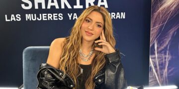 Shakira canta con Yatra en su coche que promete regalar a un fan