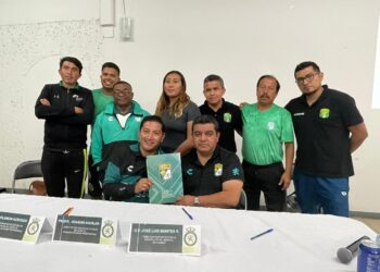 Filial del León en Puebla renueva convenio con el cuadro Esmeralda