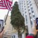 El árbol de Navidad del Rockefeller Center llega a Nueva York para inaugurar la temporada