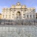 Fontana de Trevi ya se puede observar de cerca gracias a una polémica pasarela