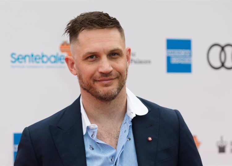 Tom Hardy, Pierce Brosnan y Helen Mirren se unen en nueva serie de Guy Ritchie