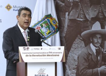 Céspedes encabeza ceremonia por 114 aniversario del inicio de la Revolución mexicana