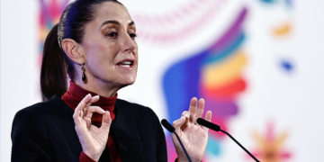 SCJN, responsable de crisis constitucional en México: Sheinbaum