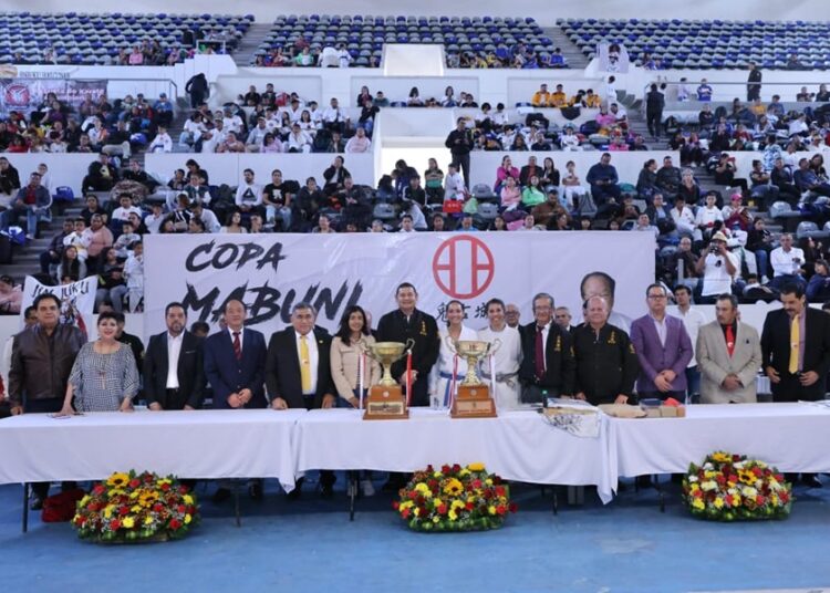 Armenta inaugura Torneo 39 de la Copa Mabuni de karate