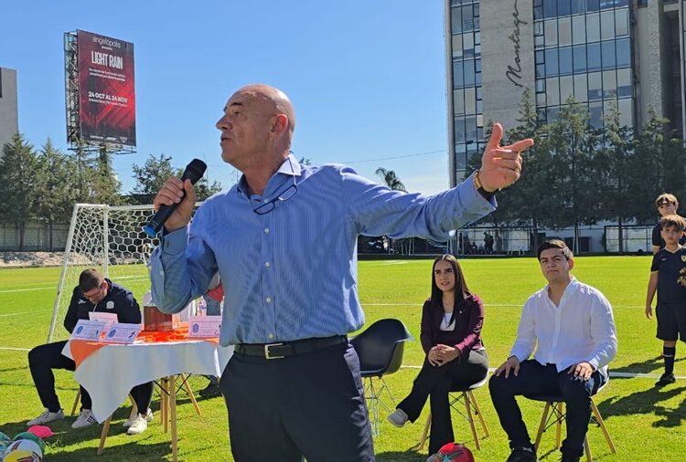 Universidad del Deporte inicia actividades con ‘el Chelís’ al frente
