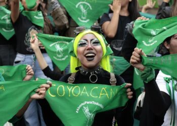ONG urgen al Congreso de Ciudad de México discutir despenalización del aborto