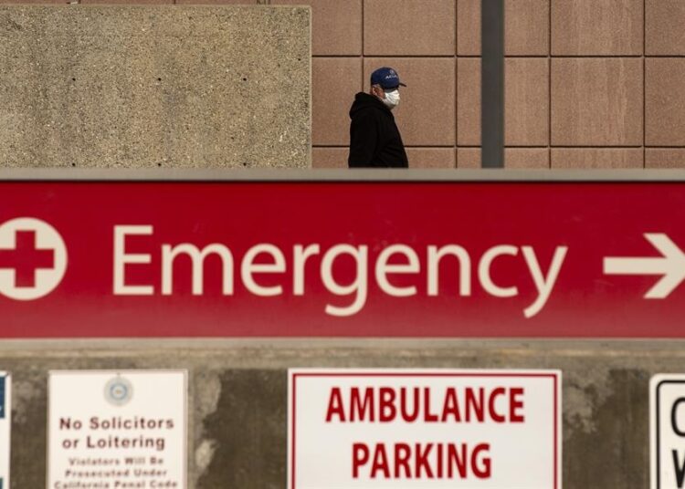 Un adolescente, primer caso de gripe aviar de Canadá, en estado crítico