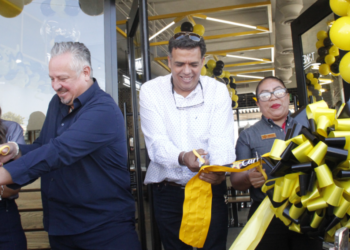 Carl’s Jr. sucursal Zaragoza abre sus puertas