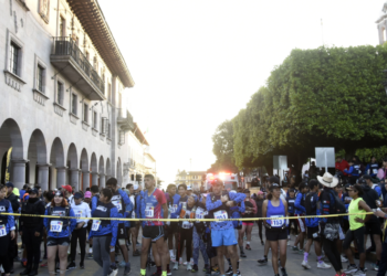 900 corredores participaron en Trail Bosque de Niebla BUAP 2024