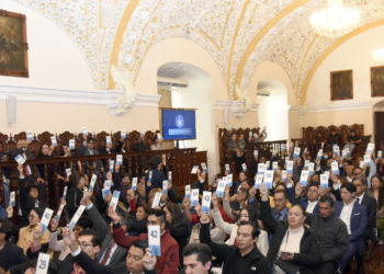 BUAP fundamenta gobernanza de paz en sus acciones; CU aprueba calendario 2025