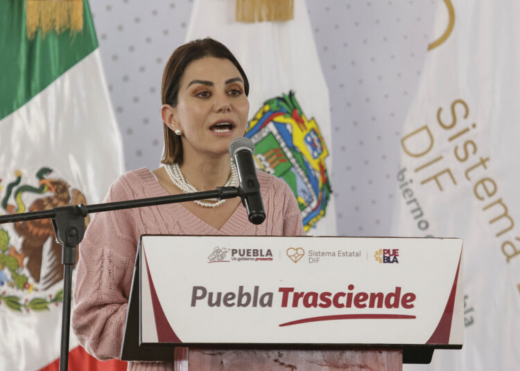 Proponen 3 años de cárcel a médicos que expidan justificantes apócrifos en Puebla