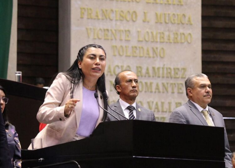 Nora Escamilla celebra aprobación de reforma constitucional en igualdad sustantiva