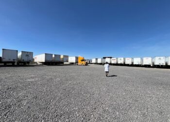 FGR asegura 35 mil l de hidrocarburo y vehículos robados en Cuautlancingo